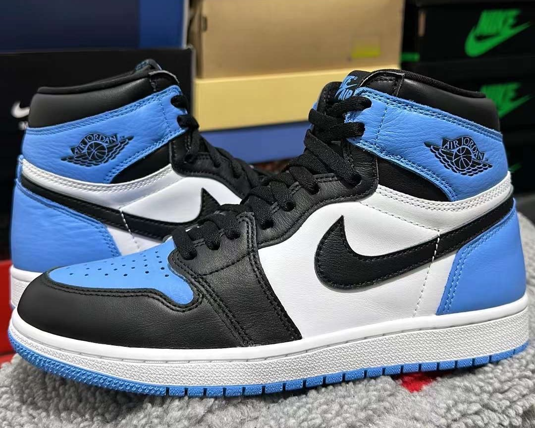 Jordan 1 High OG UNC Toe