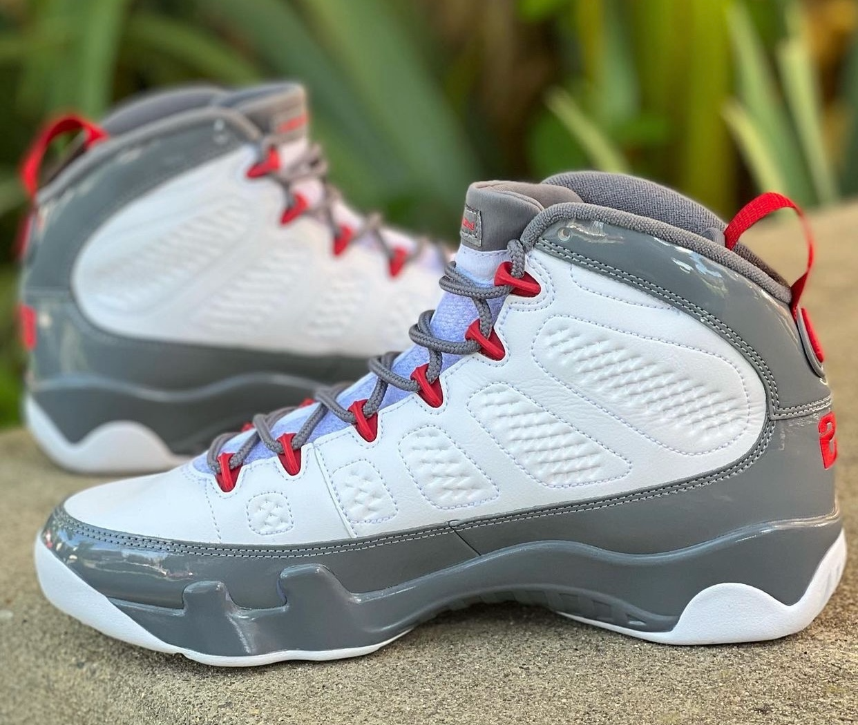 Jordan 9 Retro Fire Red