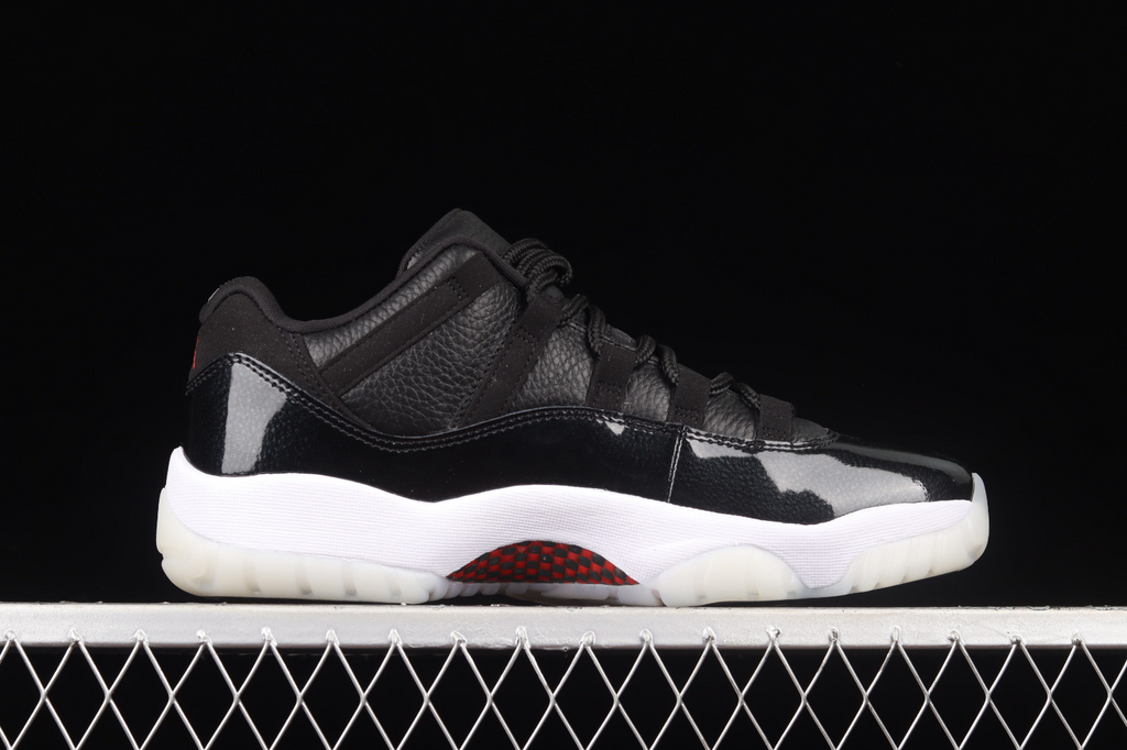 Air Jordan 11 Low “72-10”