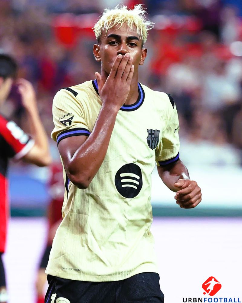 YAMAL LAMINE 2025-26 (Bar)