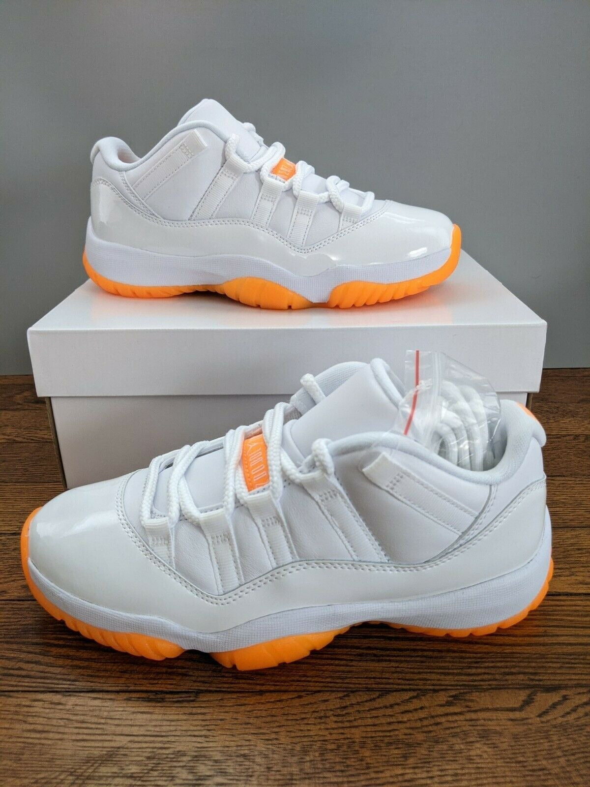 Air Jordan 11 Low Wmns 'Bright Citrus'