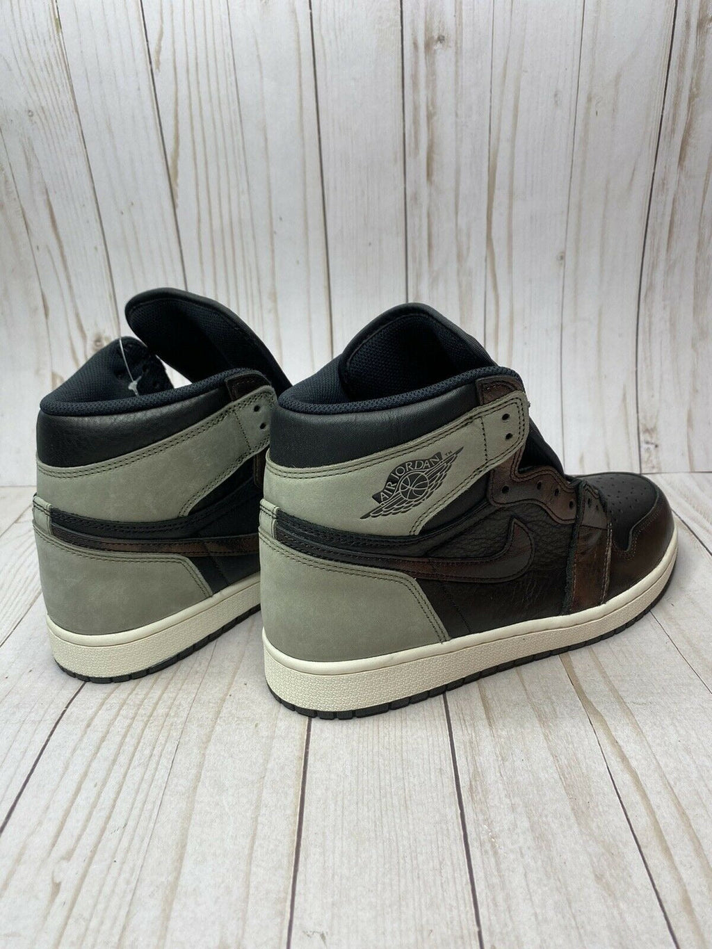 Air Jordan 1 Retro High OG 'Patina / Rust Shadow'